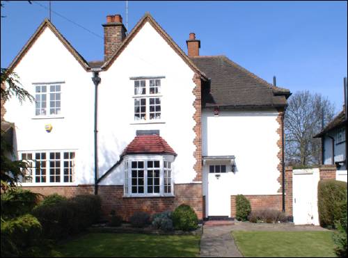 63 Denman Drive South
